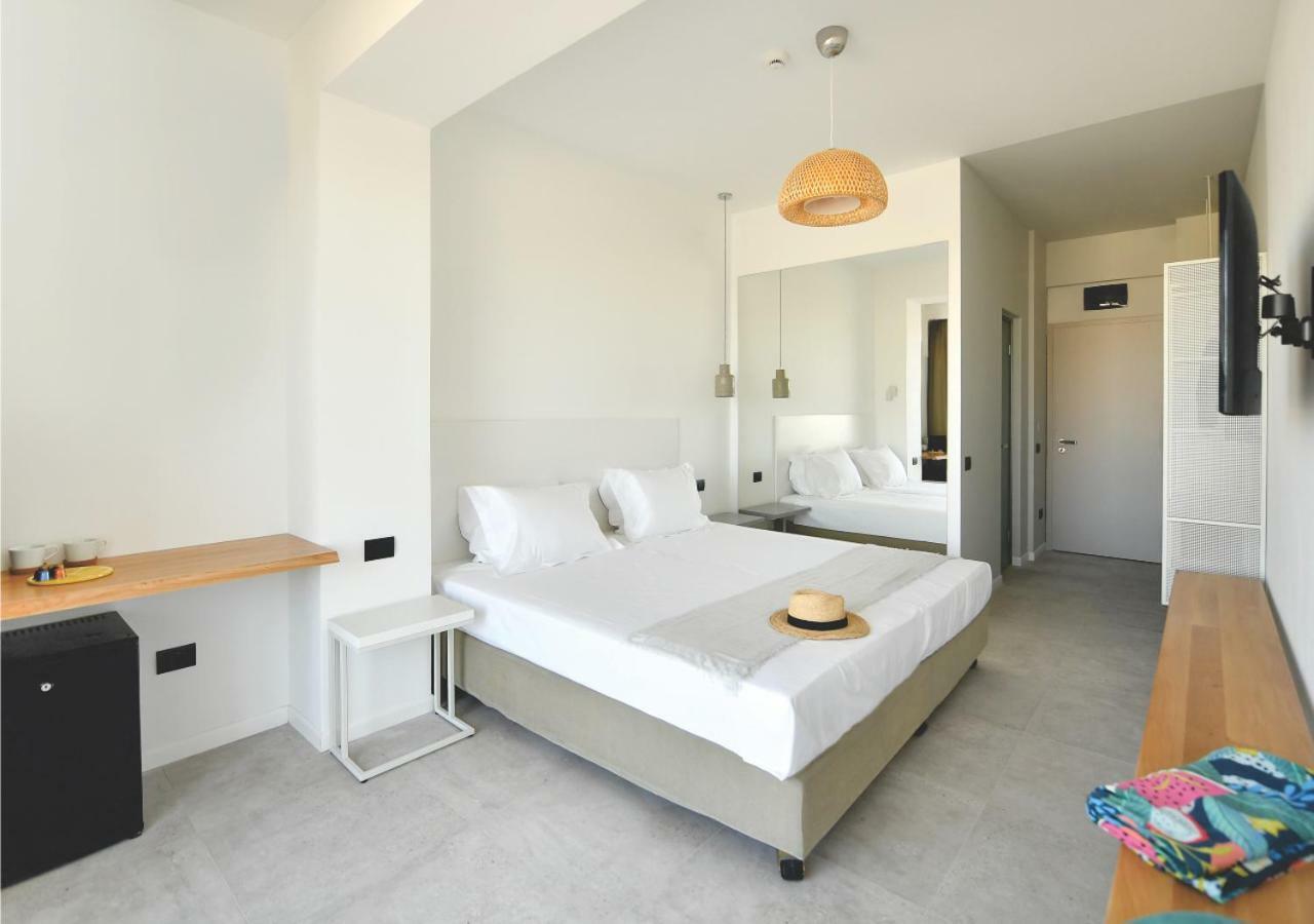 Lemon Cliff Luxury B&B Mamaia Exterior foto