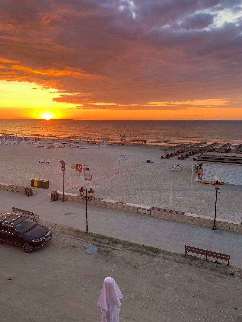 Lemon Cliff Luxury B&B Mamaia Exterior foto