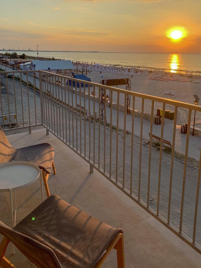 Lemon Cliff Luxury B&B Mamaia Exterior foto